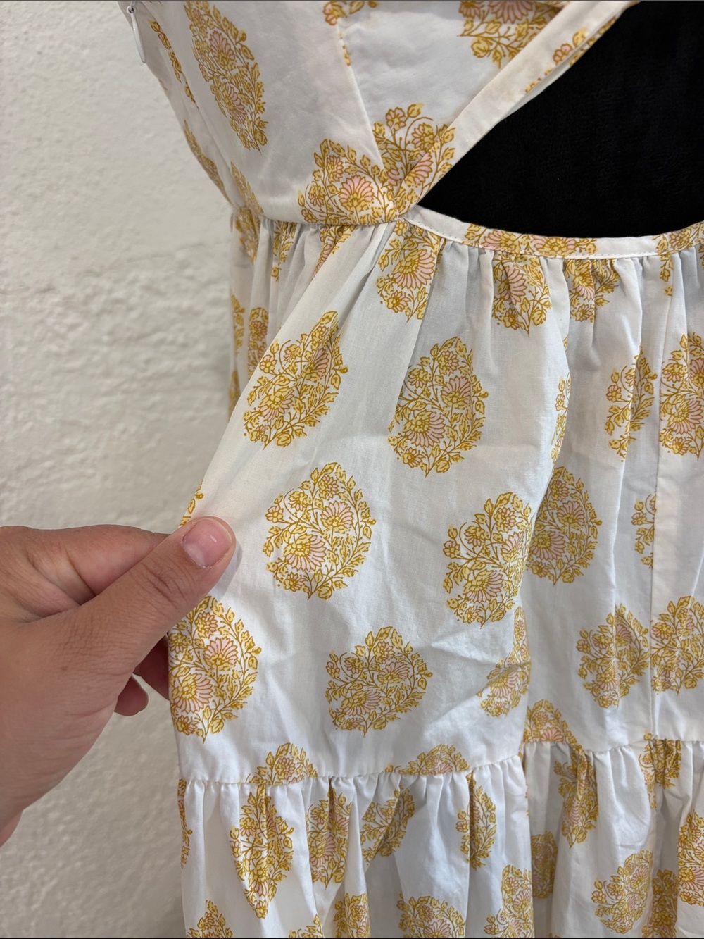 J. Crew Cream Dress with Yellow Floral Knee Length Size 4 - Picture 3 of 12